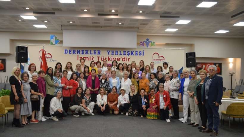 29 EKİM KADINLAR DERNEĞİ DERİNCE ŞUBESİNDEN KADIN ÇALIŞTAYI