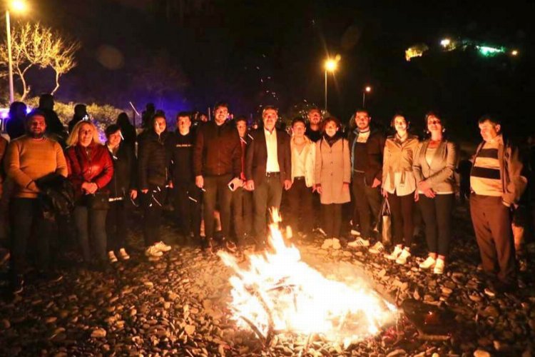 Bursa Mudanya'da Hıdırellez ateşi Tirilye'de yandı