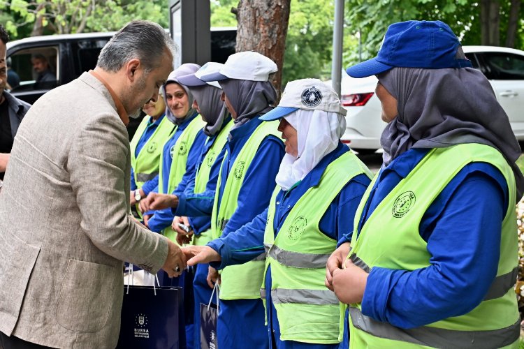 Bursa'yı yeşillendiren ekiple bayramlaşıldı