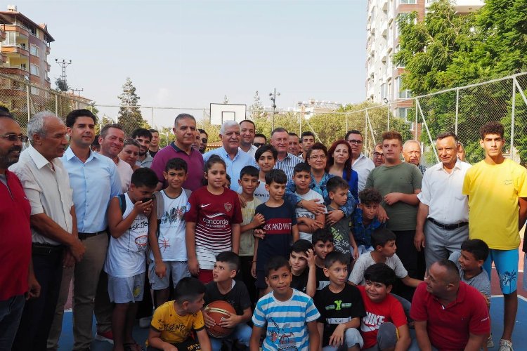 Hatay'daki yeşil alanlarda çocuklar oyuna doyacak