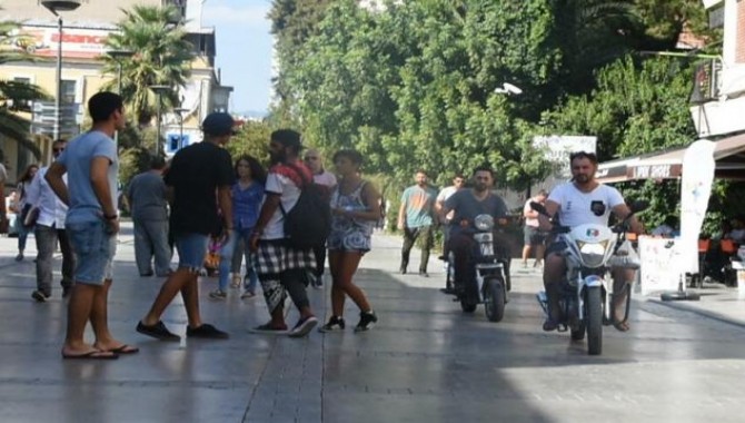 İzmir Kemeraltı'na Sürdürülebilir Ulaşım Çözümleri