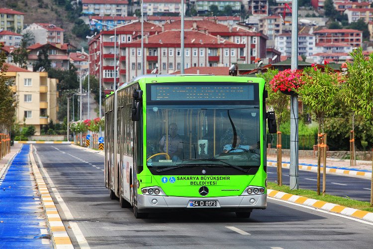 Sakarya Büyükşehir’le huzur dolu bayram: 25 bin kişi ücretsiz yolculuk yaptı