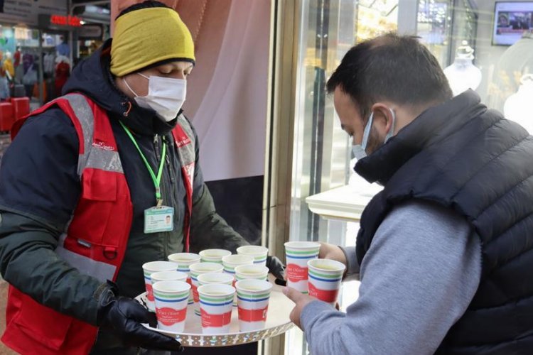 Soğuk kışa sıcak çorba İzmit Belediyesi'nden