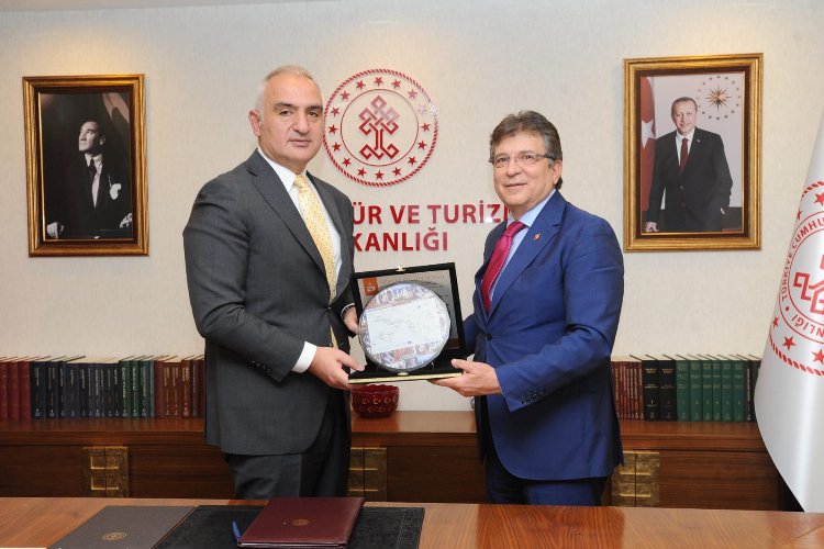 Aeneas Projesi'ni Turizm Bakanı Ersoy'a anlattılar 