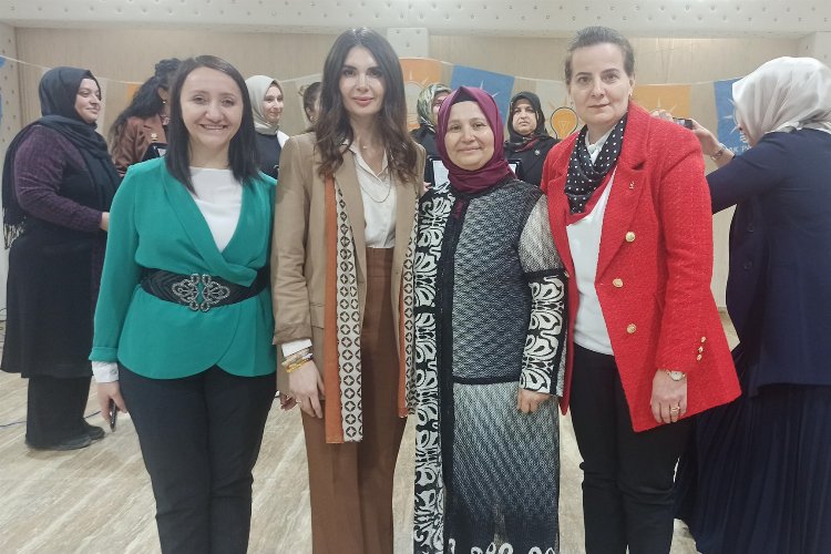 AK Kadınlar Bilecik Pazaryeri ilçesinde iftar yemeğinde buluştu 
