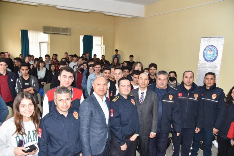 Ateşin Kahramanları Manisa Salihli’de öğrencilerle buluştu