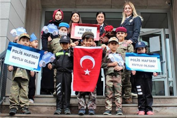 Bilecik'te Kur'an kursu öğrencilerinden Emniyet'e ziyaret