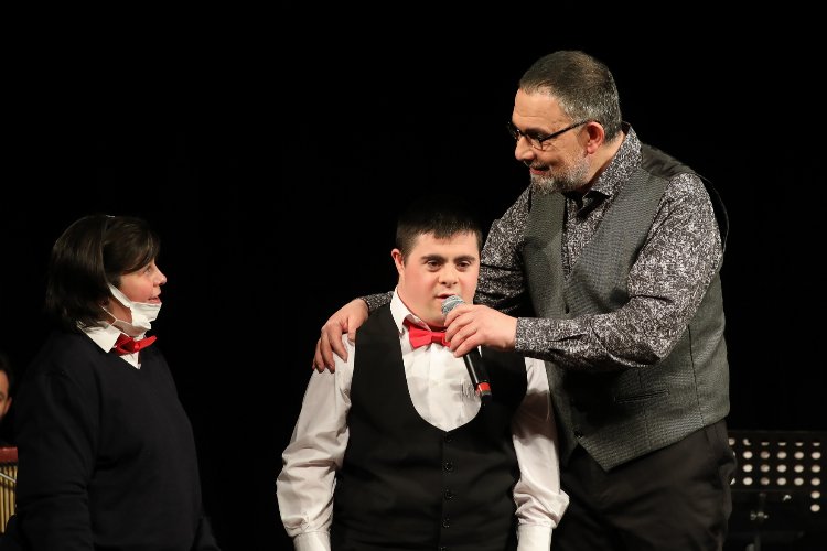 İbrahim Sadri Gaziantep'te 'Memleket' şiirlerini okudu 