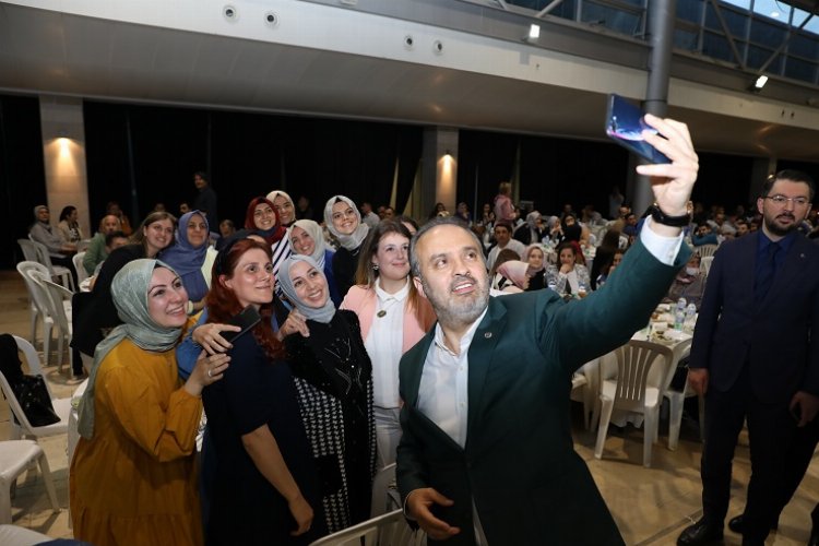 Bursa Büyükşehir ailesi iftarda bayramlaştı