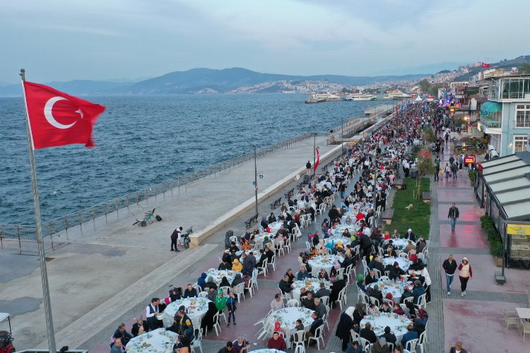 Bursa Büyükşehir'in son iftarı Mudanya'da