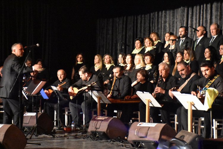 Bursa Gemlik'te türkü ziyafeti