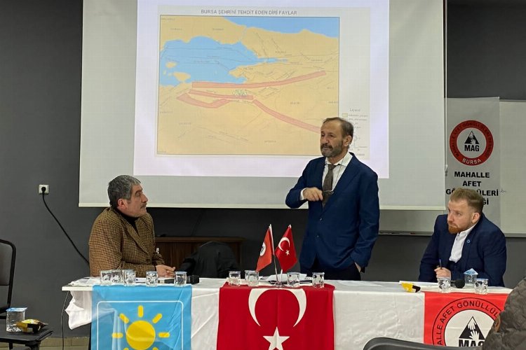 Bursa Gemlik'te İYİ Parti'den 'deprem' farkındalığı