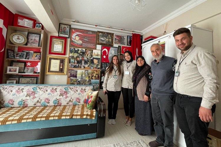 Bursa Osmangazi'de şehit ailelerine ziyaret