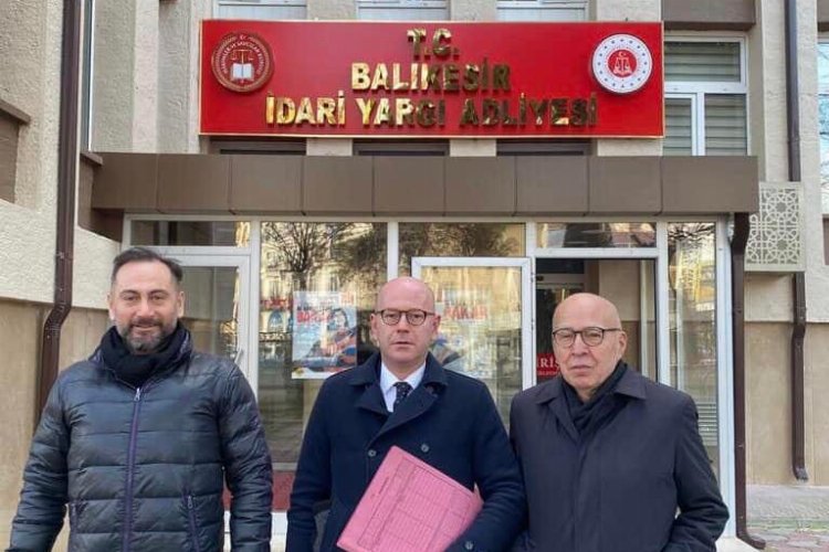  CHP’li Sarı lunapark planlarının iptal davası için adliyeye gitti 