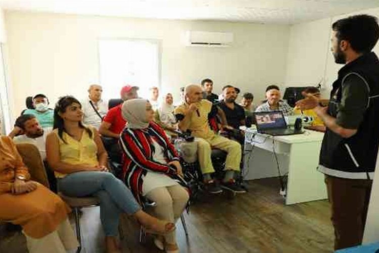 Diyarbakır'da ‘en iyi narkotik polisi anne’ semineri