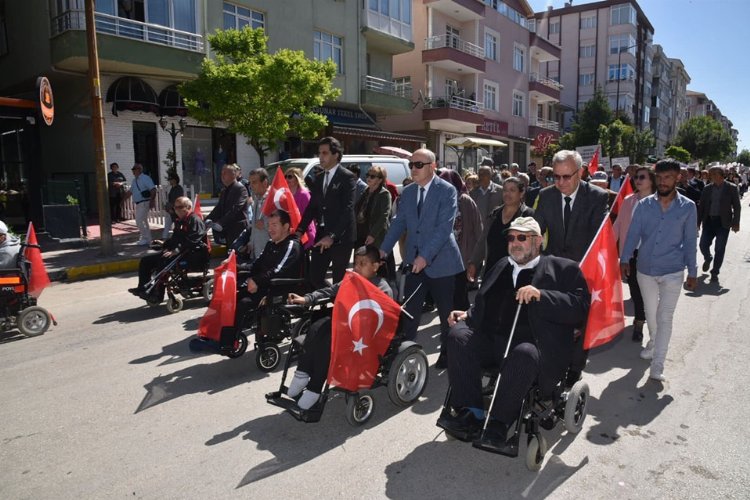 Edirne Keşan'da Engelliler Haftası farkındalık yürüyüşü gerçekleştirildi