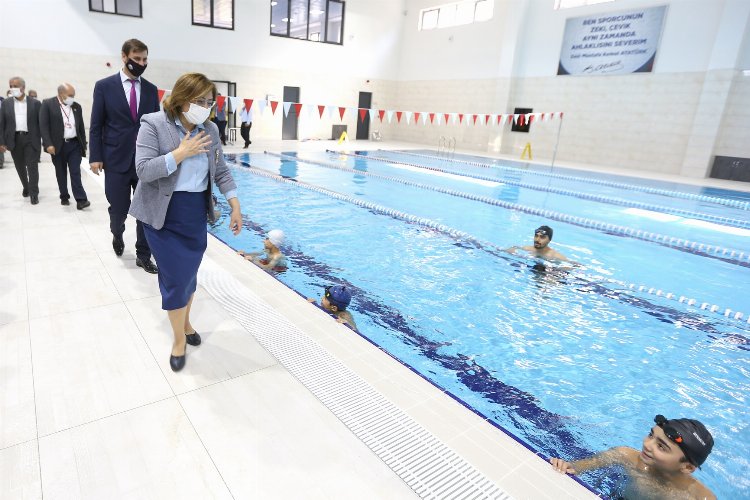 Gaziantep'te yeni yapılan 9 spor salonu ve 12 yüzme havuzundan 2021'de 147 bin kişi yararlandı 
