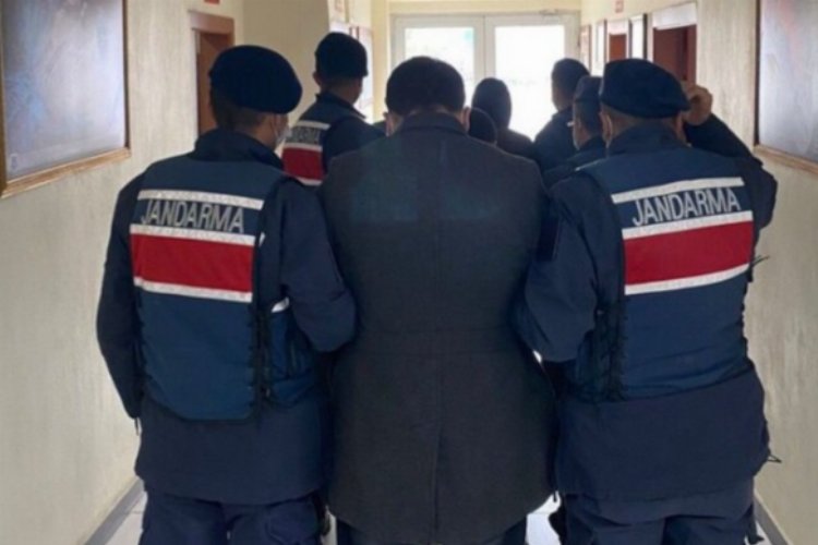 JASAT çalınan aracı Kayseri'de buldu, sahibine teslim etti