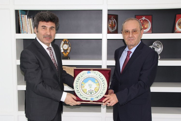 Kilis'te Defterdar Keleş veda ziyaretlerinde 
