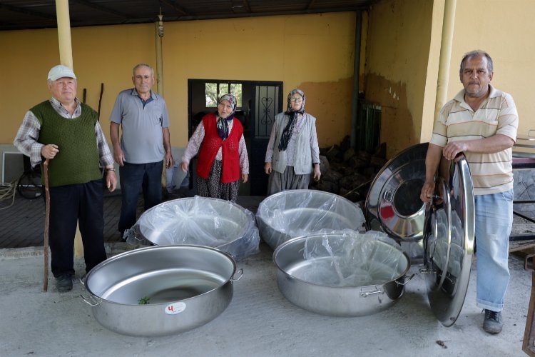 Kocaeli’de Cemevlerine 'tencere' desteği