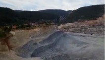 Kömür madeninin açtığı ölüm çukuru İkizköyü yutuyor!