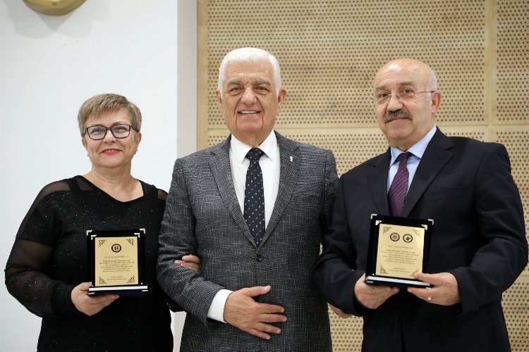 Muğla Büyükşehir'de emekli işçi ve memurlar bir araya geldi 