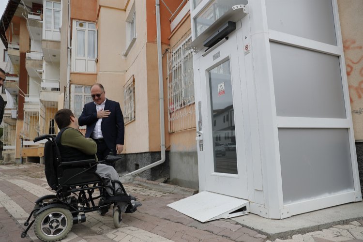 Sivas'ta engelli İsmail'e asansör 