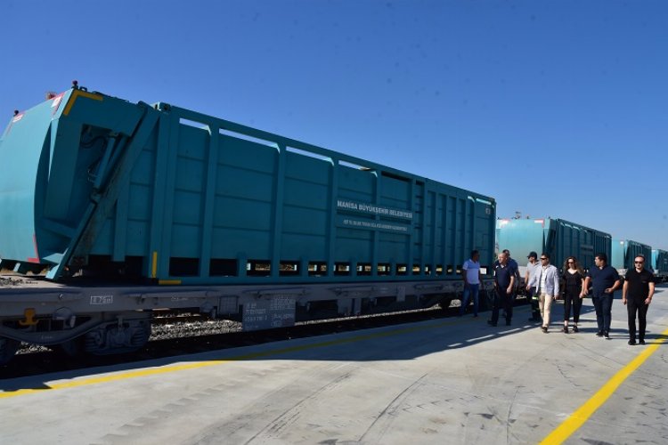 Türkiye’de ilk... Manisa'da evsel atıkları taşıyacak tren deneme seferinde
