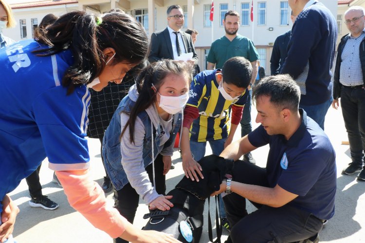 Özel öğrenciler 'Spil' ve 'Üzüm'e büyük ilgi gösterdi