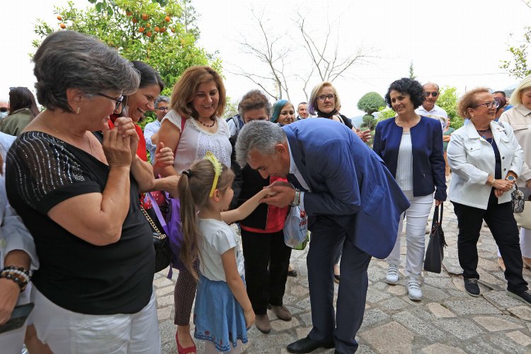 İzmir Güzelbahçe Belediyesi'nde erken bayramlaşma 