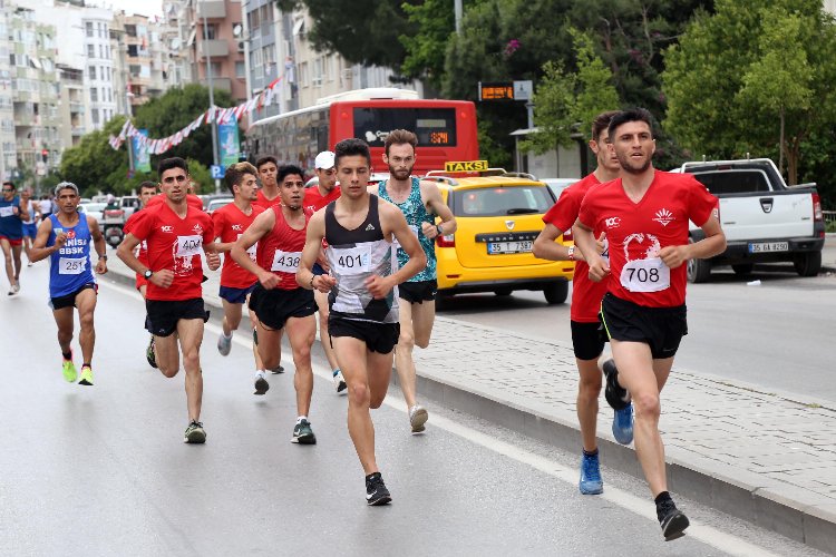 İzmir Karabağlar 'Bağımsızlık' için koşacak 