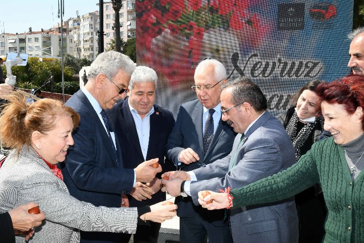 İzmir Karabağlar'da nevruz coşkusu