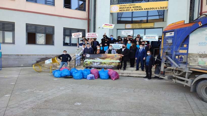 Körfez’de atık geri dönüştürülüyor Körfez’de atık geri dönüştürülüyor